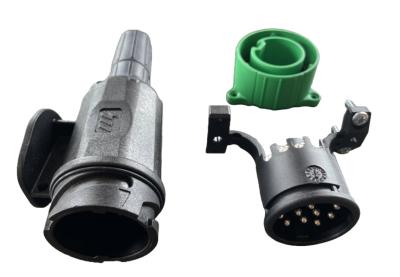 Stecker 13pol. mit Langer Tülle, Zugentlastung und Parksteckdose
