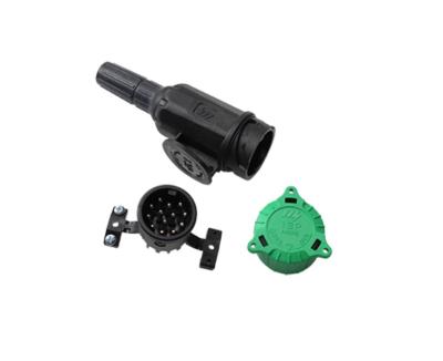 Stecker 13pol. mit Langer Tülle, Zugentlastung und Parksteckdose